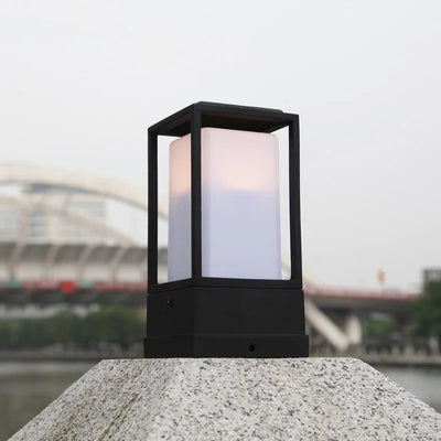 Akix Cube Pillar Light