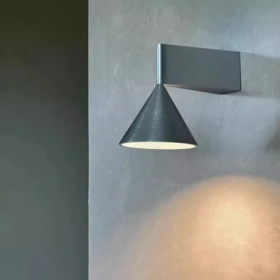 Auvin Metal Wall Sconce