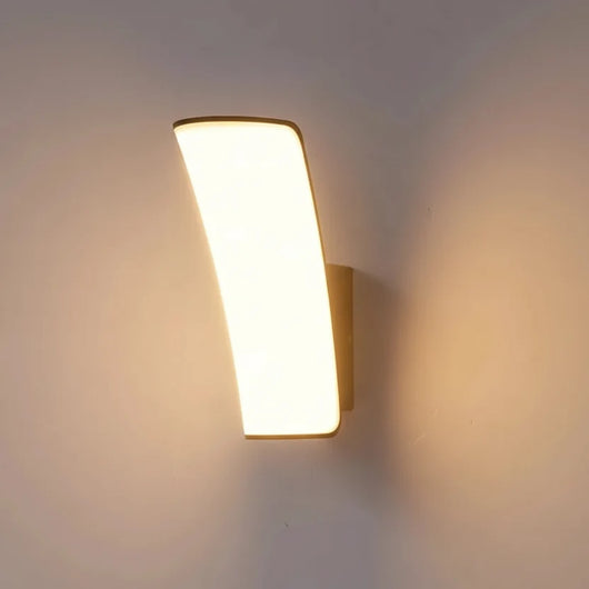Celu Exterior Wall Light